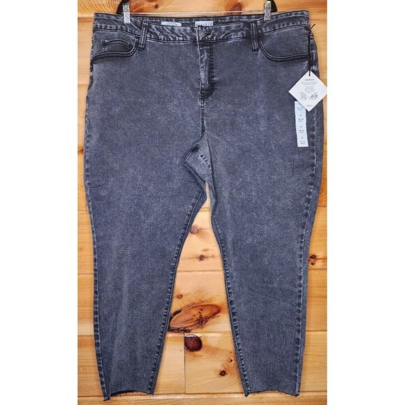 Ava & Viv Women's Mid-Rise Cropped Skinny Jeans, Charcoal Size 26 - Picture 1 of 14